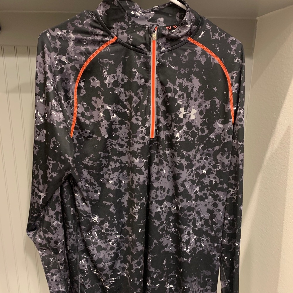 Under Armour 1/4 zip shirt